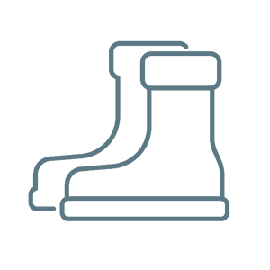 Traditional and modern farming practices at Ballingham Court in the Wye Valley.